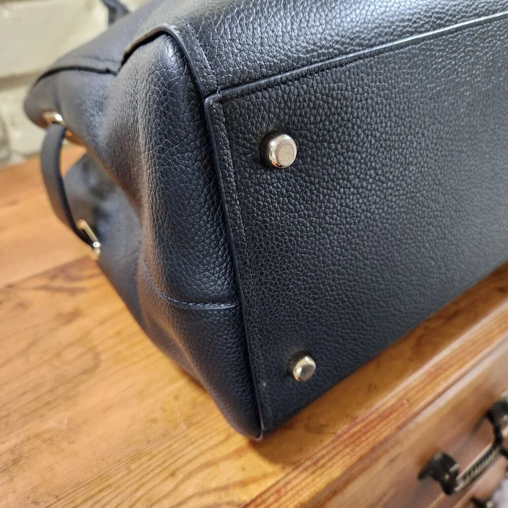 Coach Swagger Black Pebbled Leather Satchel Tote Bag Purse
